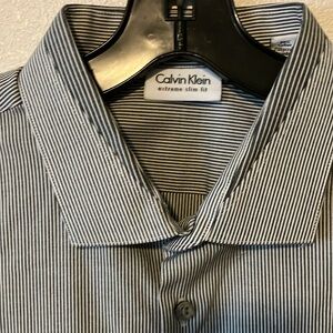 Men's Calvin Klein shirt